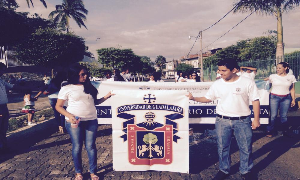 Participa CUCosta Tomatlán en fiestas patrias de su municipio