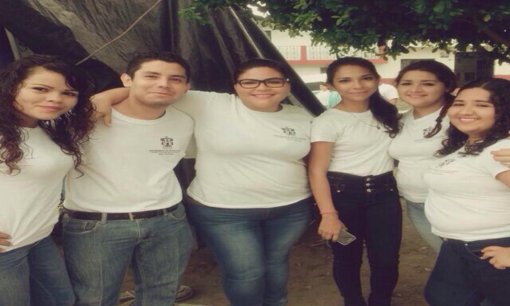 Participa CUCosta Tomatlán en fiestas patrias de su municipioParticipa CUCosta Tomatlán en fiestas patrias de su municipio