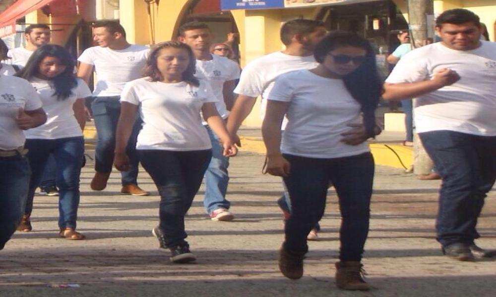 Participa CUCosta Tomatlán en fiestas patrias de su municipio