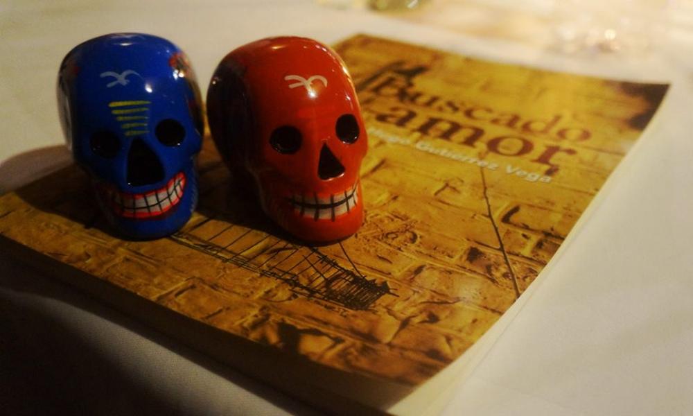 En una caricia de lluvia, Hugo Gutiérrez se hace presente en Voces de amistad