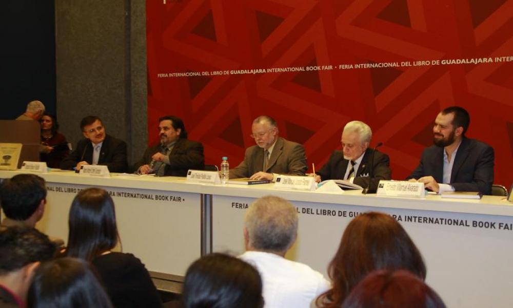 Historia y filosofía universitarias, imprescindibles a 90 años Rector de CUCosta