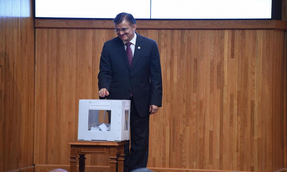 CGU admite separación definitiva de Bravo Padilla y elige a Miguel Ángel Navarro como nuevo Rector General sustituto