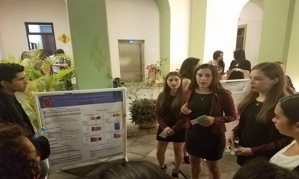 Estudiantes de Psicología del CUCosta estrechan vínculos académicos con otras universidades