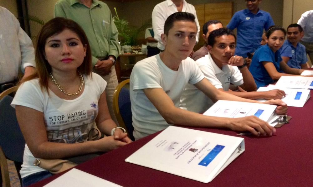 Contribuye CUCosta a profesionalización del sector turístico en Puerto VallartaContribuye CUCosta a profesionalización del sector turístico en Puerto Vallarta