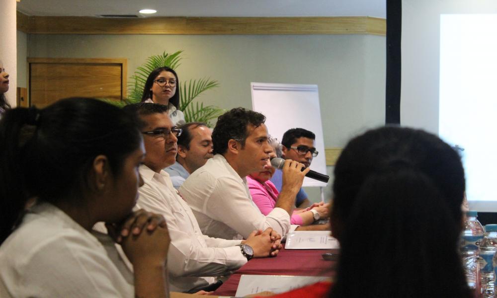 Contribuye CUCosta a profesionalización del sector turístico en Puerto Vallarta