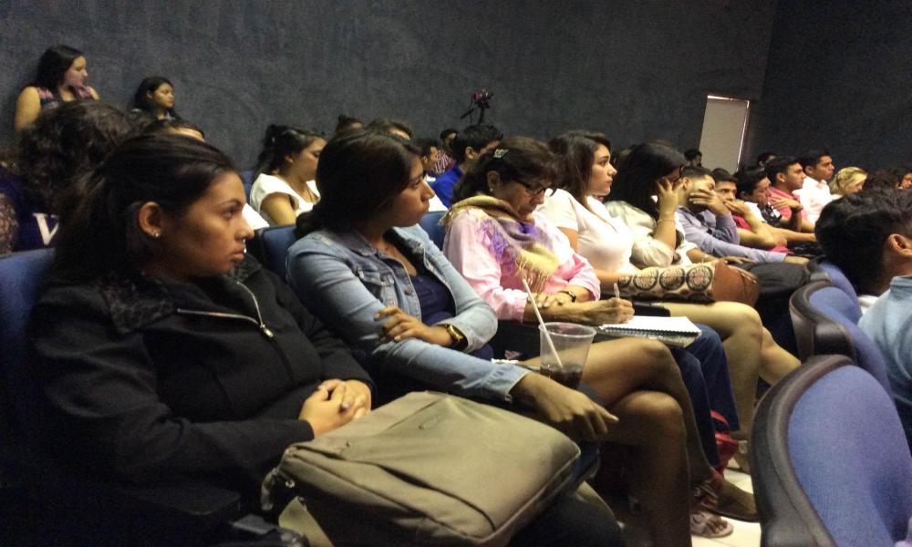 Conocen universitarios iniciativa ciudadana #Ley3de3