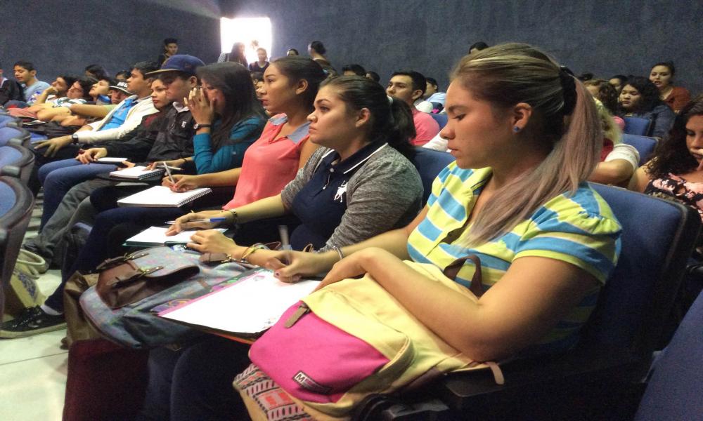 Conocen universitarios iniciativa ciudadana #Ley3de3