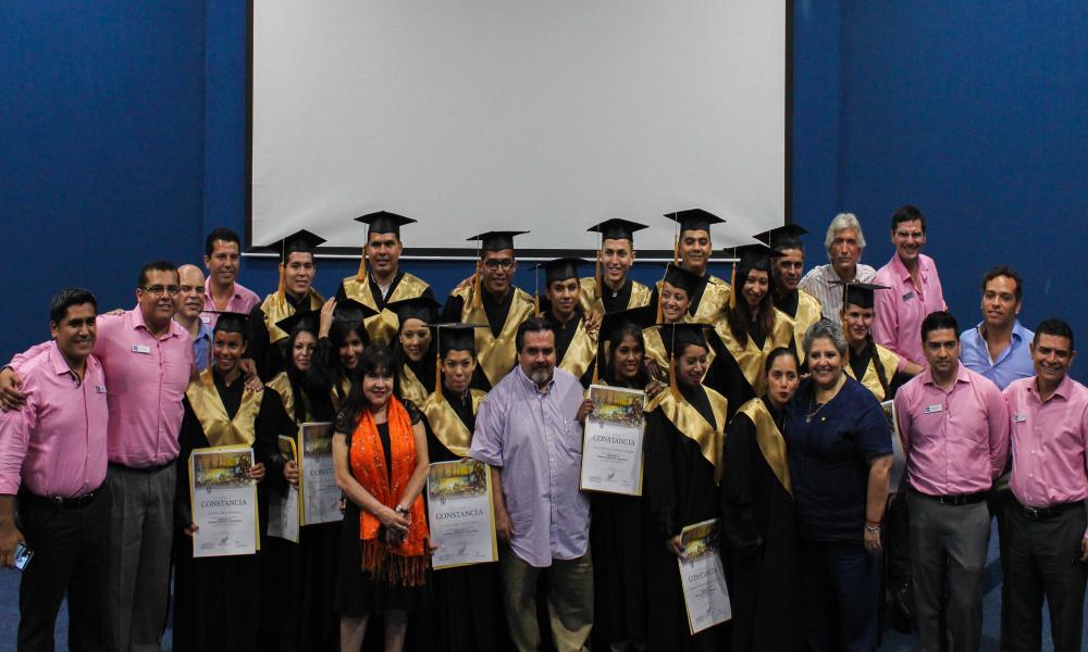 Finaliza diplomado de capacitación a personal del sector turismo
