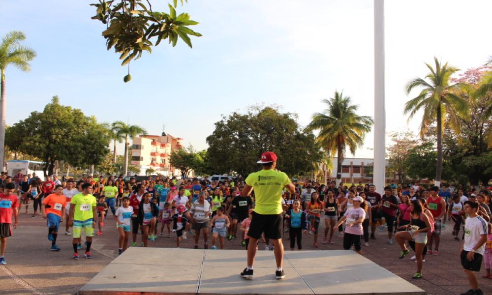 Reúne carrera recreativa a más de 300 participantes