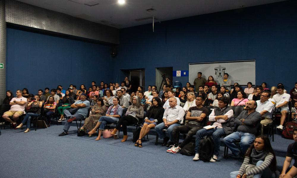 Javier Sicilia en Conversatorio con la Comunidad CUCosta