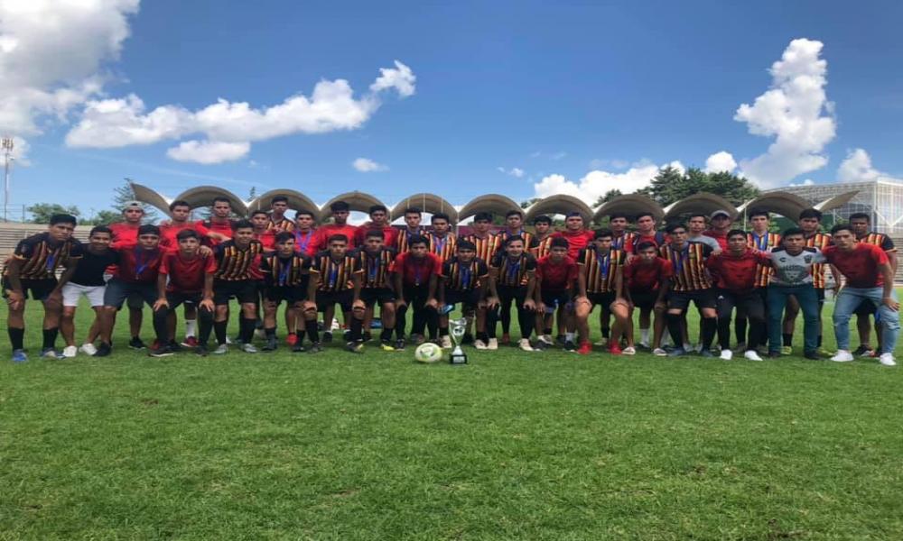 Leones Negros de la 4ta División, Subcampeones de Torneo Nacional Universitario
