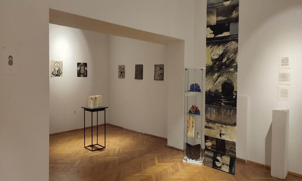 Estudiantes de CUCosta exhiben estampas de arte en Polonia