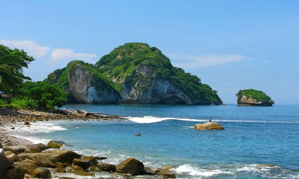 Ninguna autoridad protege ni vigila a Los Arcos de Mismaloya