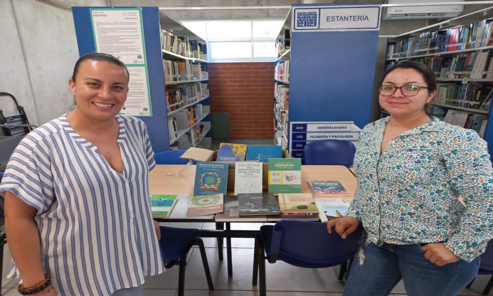 Ofrece Unidad de Vinculación información en preparatorias sobre oferta académica de CUCosta