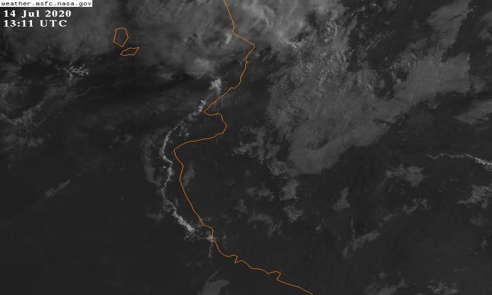 Ayer, la temperatura fue de 34 grados, razón por la cual evite la radiación directa a la piel. Idioma Español El Mtro. Víctor Cornejo López, Jefe de la Unidad Meteorológica del Centro Universitario de la Costa, de la Universidad de Guadalajara, aseguró este martes 14 de julio, por la región de Bahía de Banderas, habrá tiempo predominante asoleado en gran parte día, con aumento de nublados por la tarde, la posibilidad de lluvia es muy alta, no se descarta alguno que otro chubasco en la región.  Existe un can