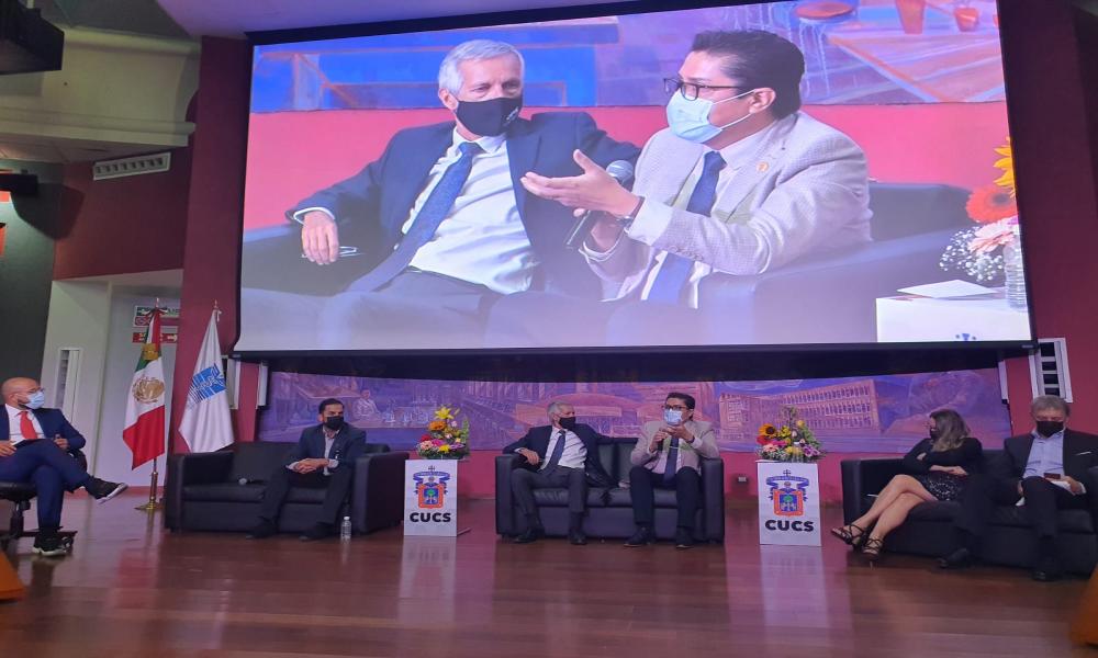 Importante participación del CUCosta en el IV Foro de la Actividad Física y Salud