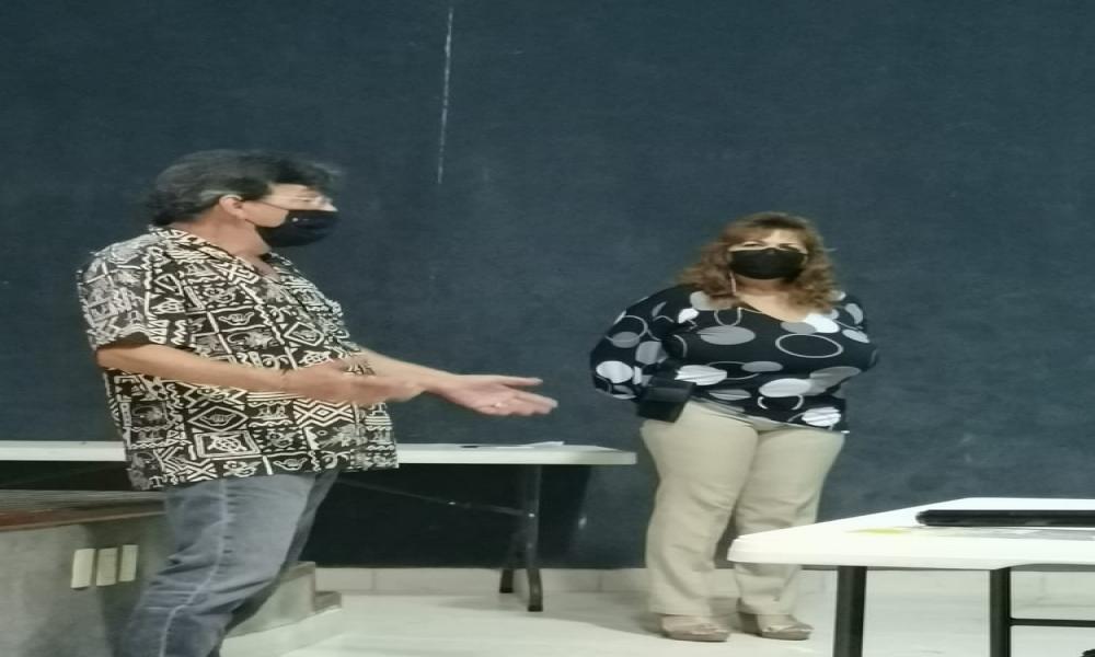 Exponen alumnos de Arquitectura proyectos presentados concursos