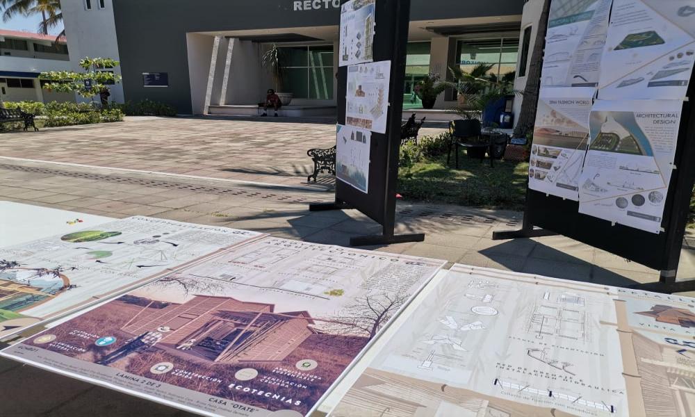 Exponen alumnos de Arquitectura proyectos presentados concursos