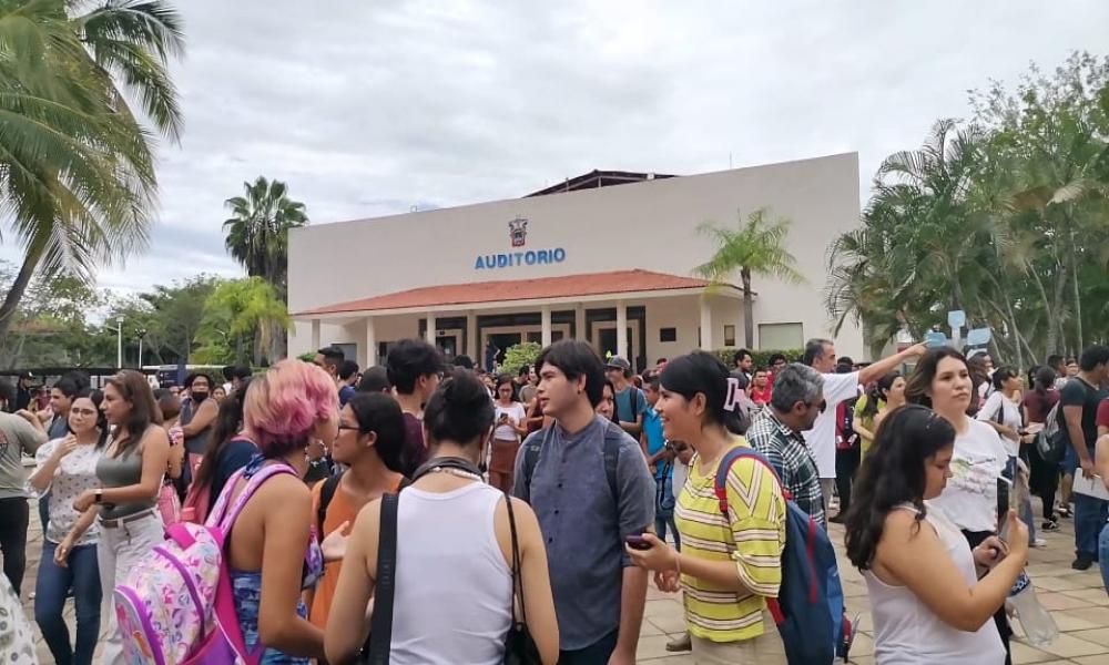 Sin daños estructurales en edificios del CUCosta tras fuerte sismo