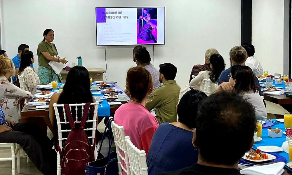 Toma protesta el Comité Consultivo de la Carreras en Artes Visuales