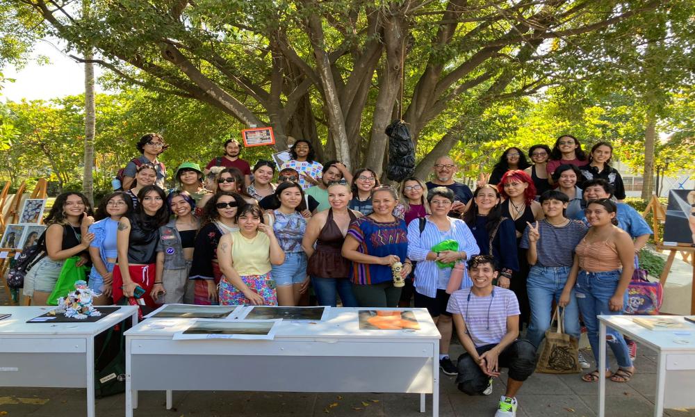 Durante la Segunda Semana de Artes exhiben más de 120 obras en CUCosta