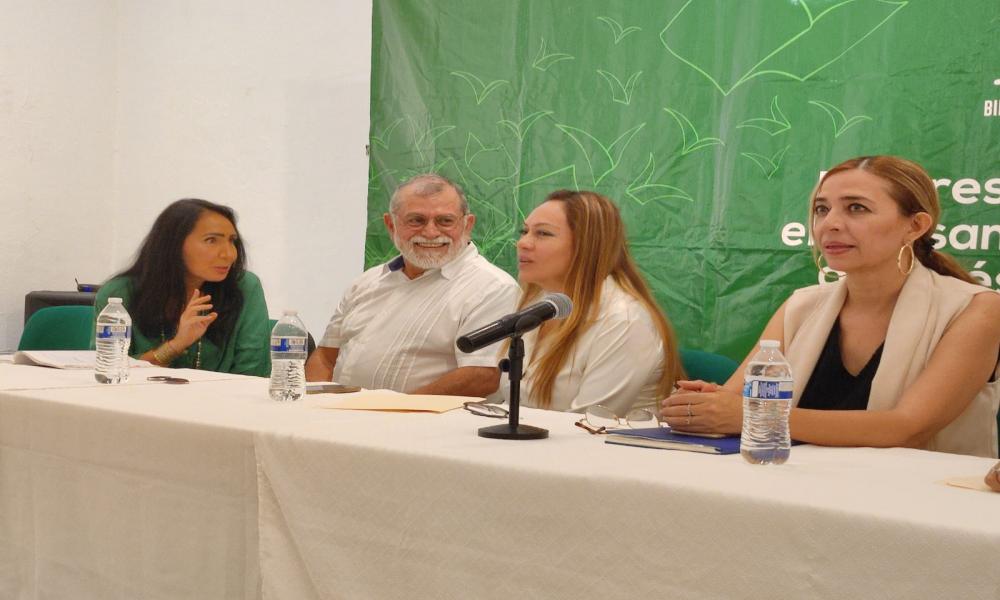 CUCosta refrenda su compromiso con la Biblioteca Los Mangos