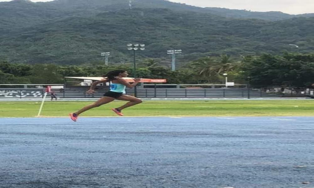 Acuden estudiantes de CUCosta a la Universiada Nacional 2023