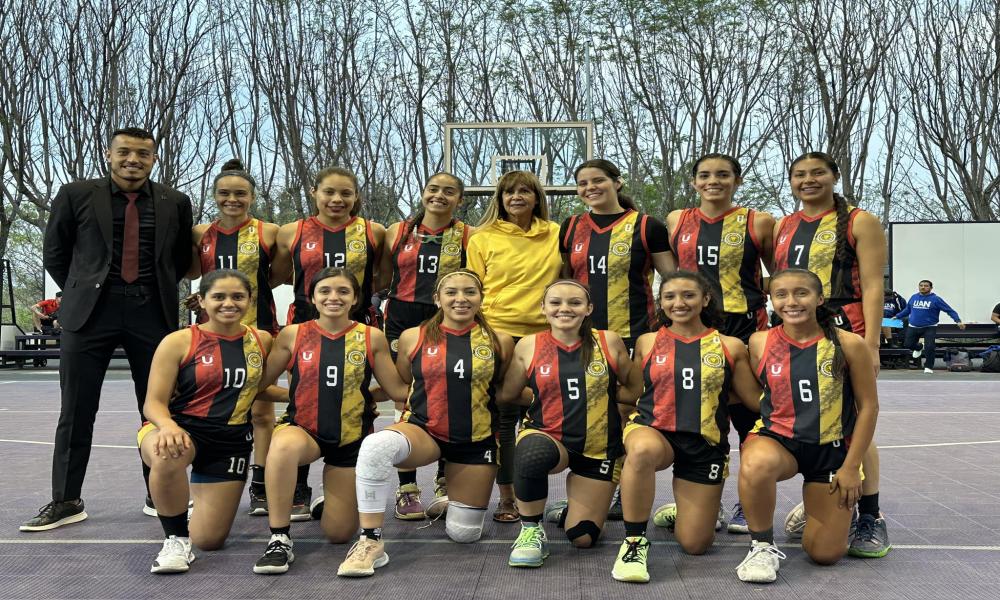 Acuden estudiantes de CUCosta a la Universiada Nacional 2023