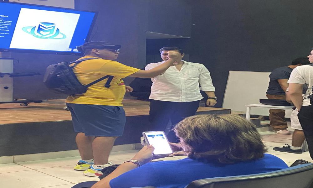 Reúnen a empresarios en tecnologías con estudiantes de carreras afines en el CUCosta