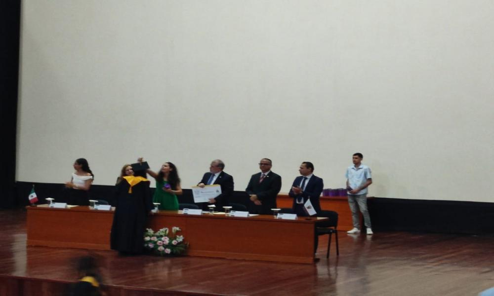 Egresaron 28 Profesionistas de la XII Generación de Lic. en Nutrición “Mtra. Yurina Vanessa Yépez Pedroza”