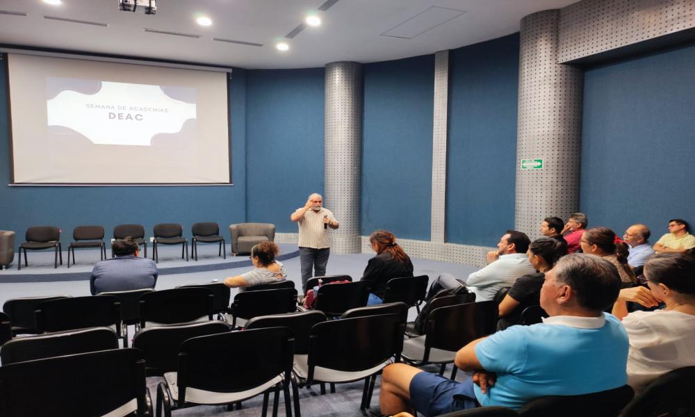 “El ejercicio más importante de las Academias está en las aulas” Dr. Jorge Téllez López