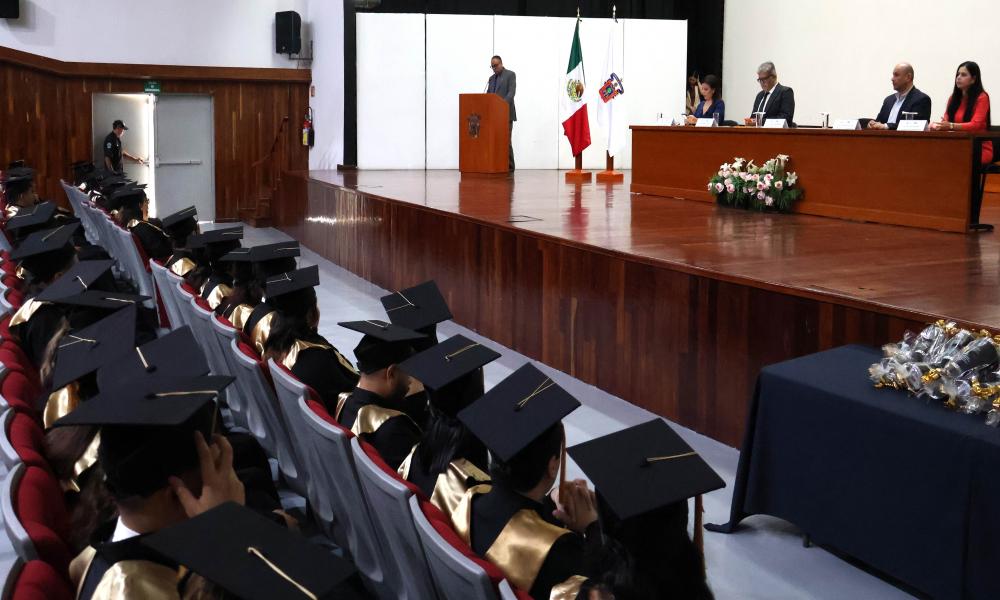 Terminan sus estudios egresados de la LII Generación de la Licenciatura en Abogado “Dr. Juan Pablo Medina Valverde”