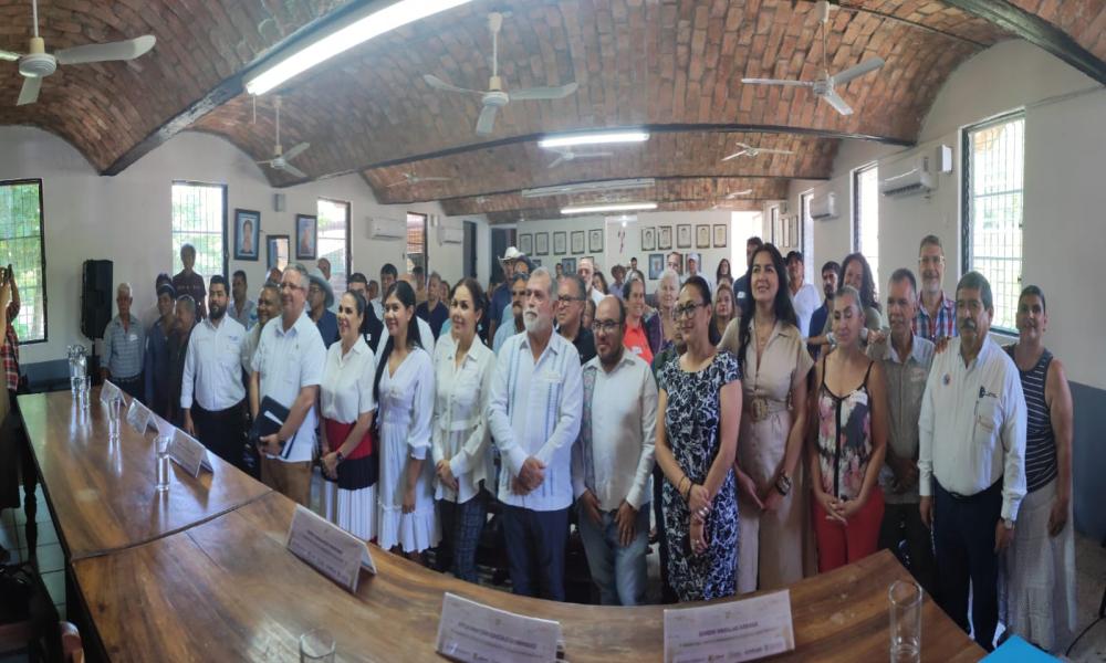 Reconocen la participación de la UdeG en los trabajos del POEP de Bahía de Banderas