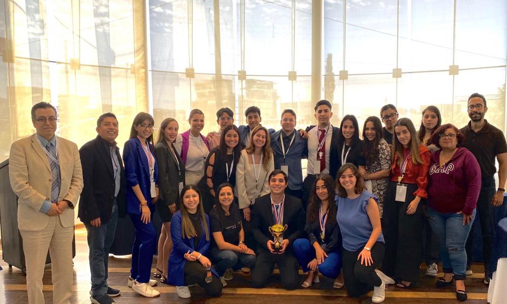 CUCosta estuvo bien representado por estudiantes de Abogado en Competencia de Litigación Oral