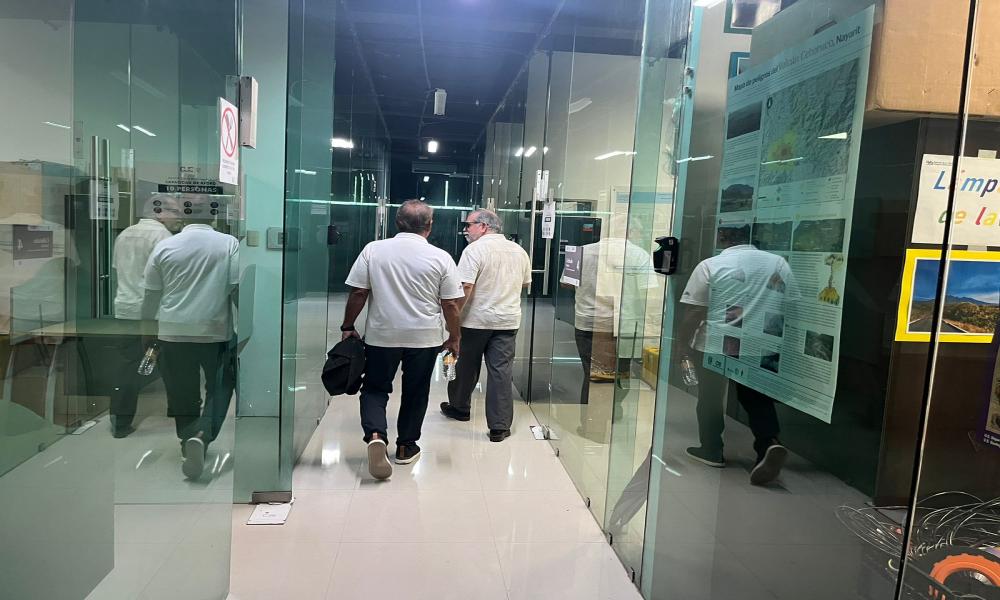 Comparte Fernando González Corona su experiencia empresarial ante estudiantes