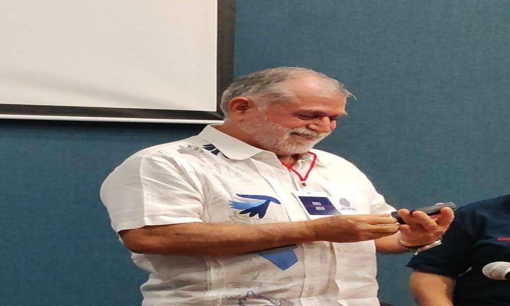 Recibe Rector del CUCosta reconocimiento “Mi huella por la Paz”