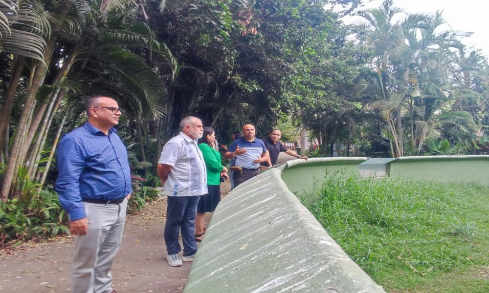 Refrendan convenio entre CUCosta e instituciones universitarias en Canadá