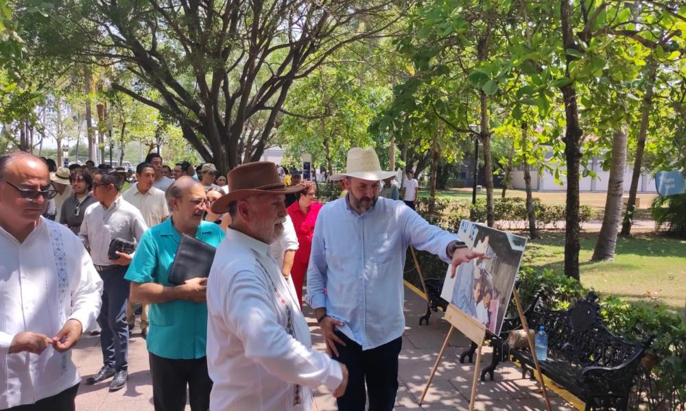 Develaron placas y corte de listón en espacios nuevos en el Centro Universitario de la Costa