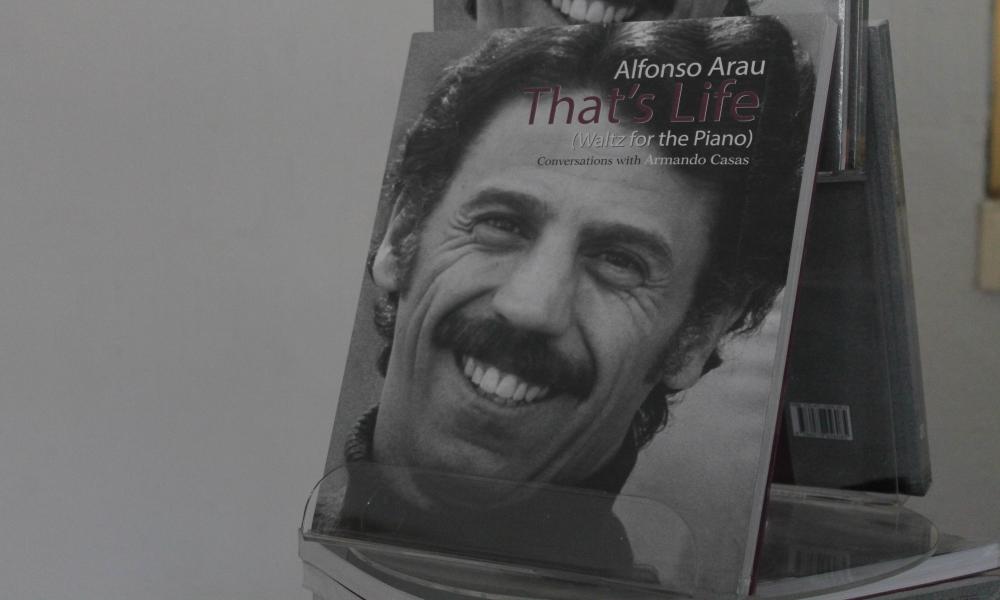 Presenta Alfonso Arau libro autobiográfico en el FICPV16