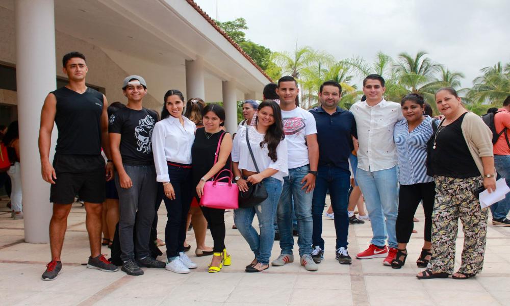 Fortalece CUCosta cooperación académica con Programa Delfín