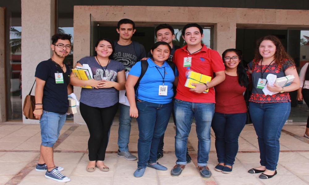 Fortalece CUCosta cooperación académica con Programa Delfín