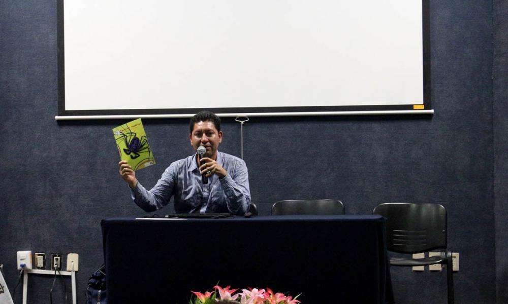 Ciencia y cultura pop convergen en libro de investigador del CUCosta