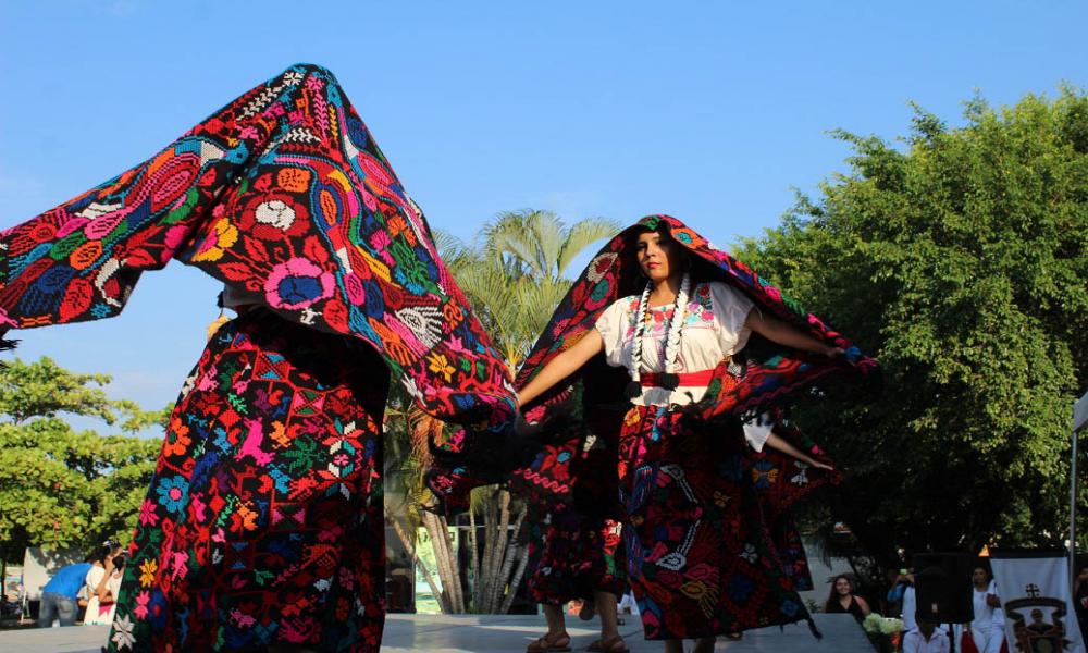 Promueve CUCosta preservación de la identidad sociocultural indígena de México