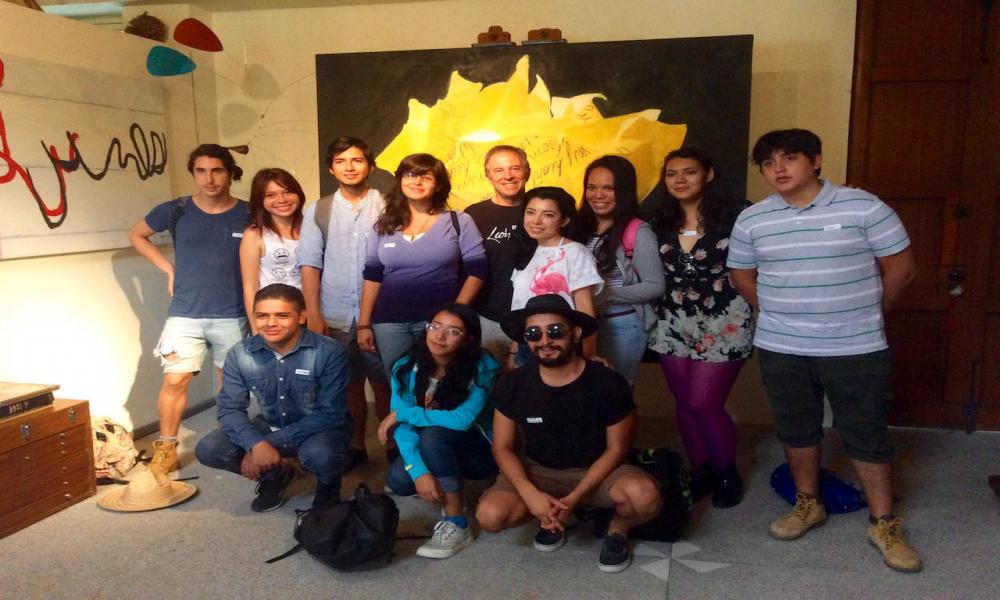 Crean universitarios “Arte de la tierra” en Nuevo Vallarta