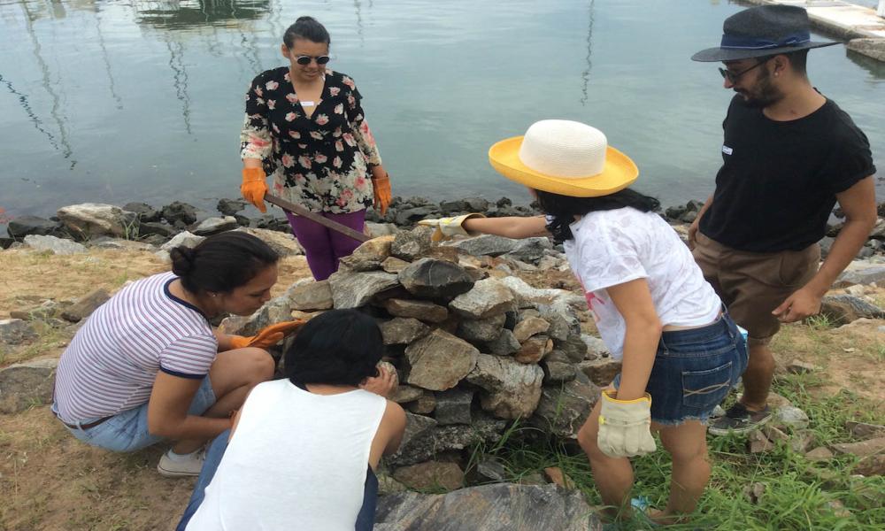 Crean universitarios “Arte de la tierra” en Nuevo Vallarta