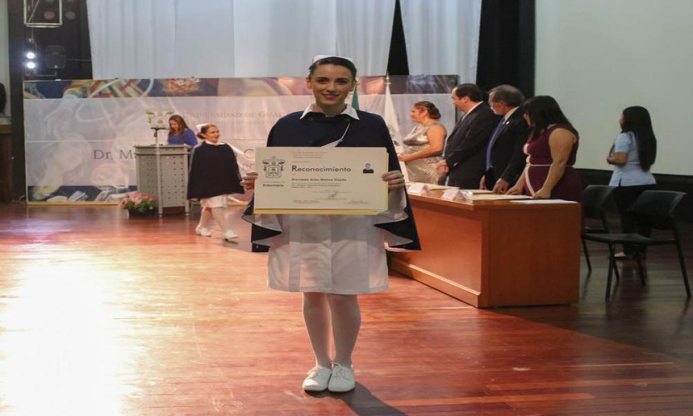 Egresa décimo tercera generación de Enfermería del CUCosta