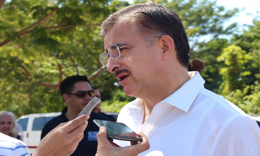 Beneficiará a universitarios pavimentación de vialidad de acceso al CUCosta