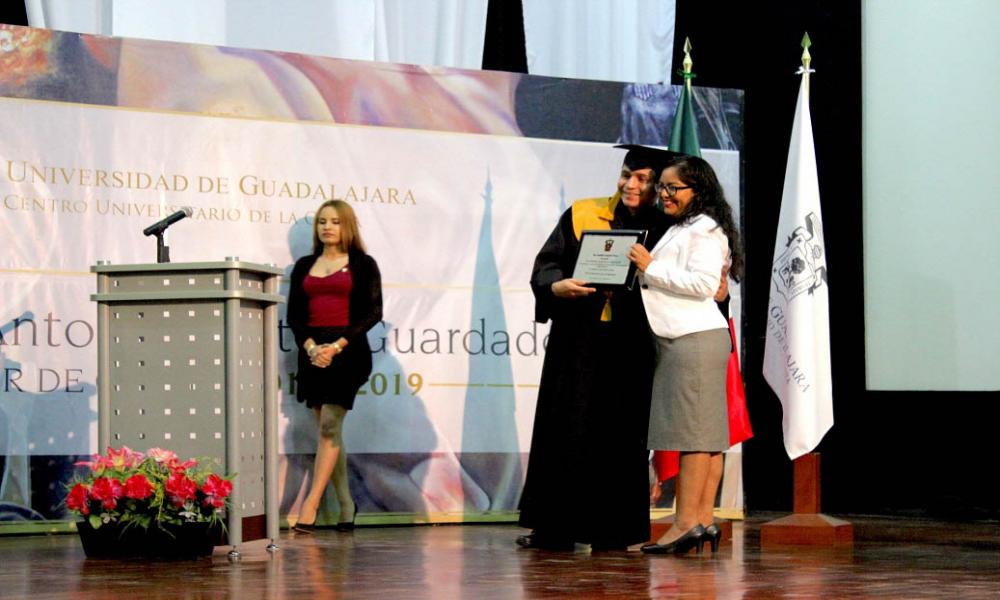 Se gradúan ingenieros en Multimedia, Computación y Telemática del CUCosta