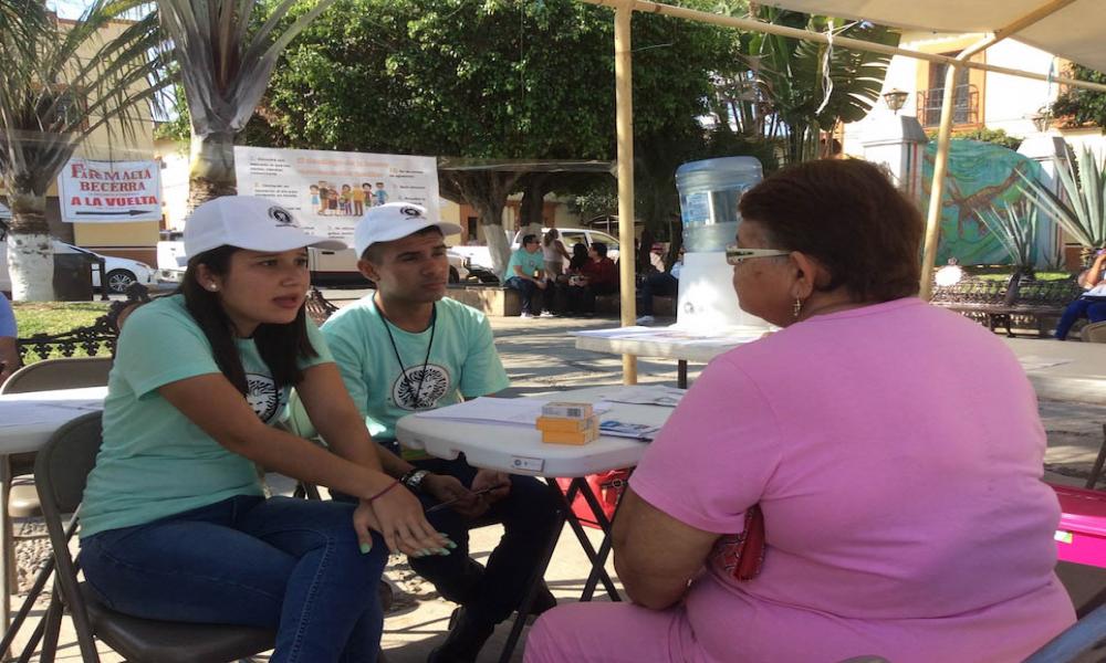 Lleva CUCosta Brigadas Universitarias al municipio de Tomatlán