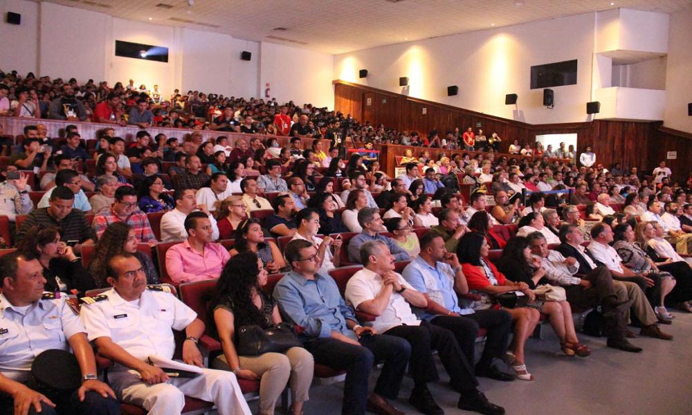Recibe Ofelia Medina la presea “La iguana de oro”
